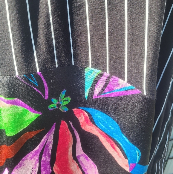 Gorgeous Rayon dress - Picture 3 of 8